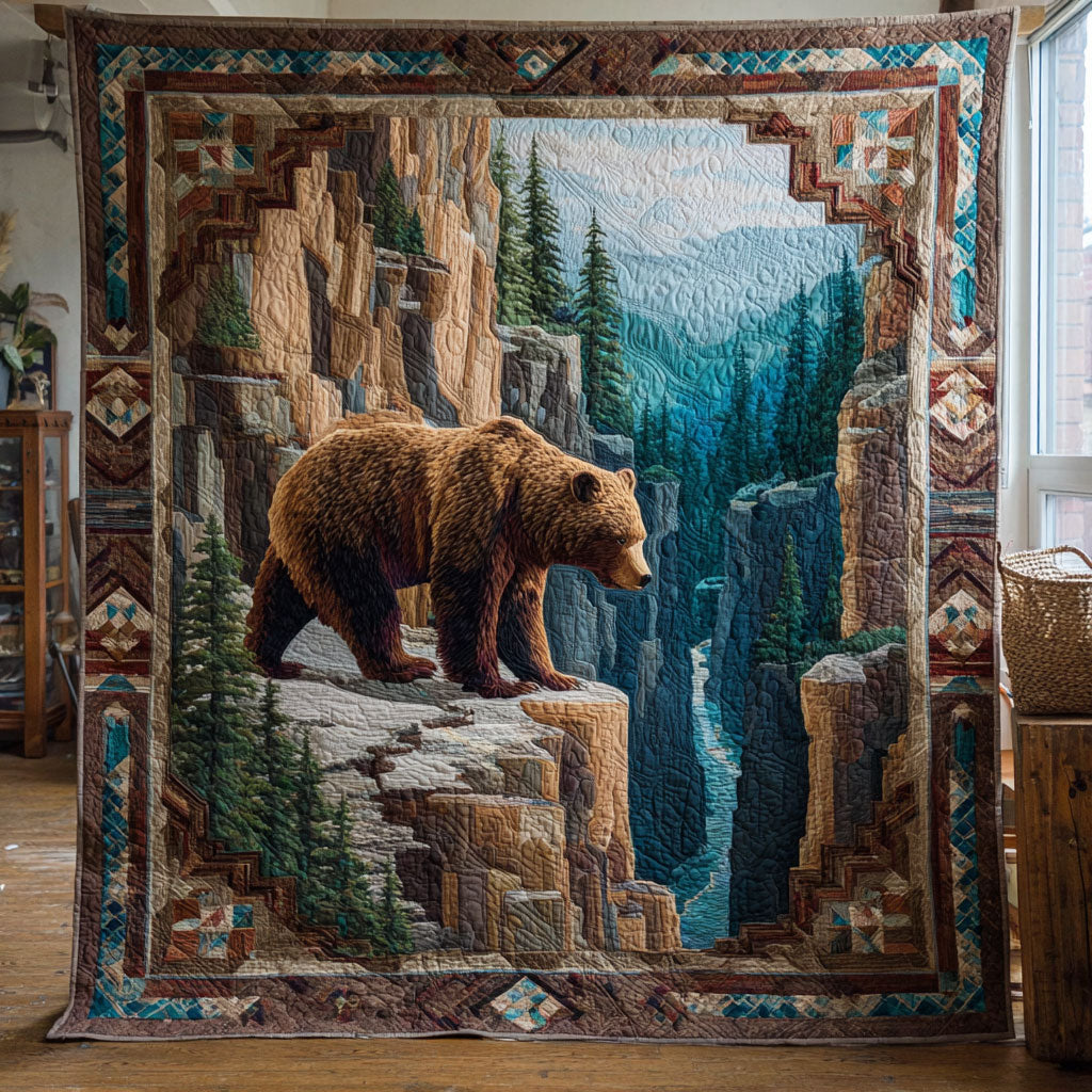 Mountain Bear Charm CW1001051CL Quilt