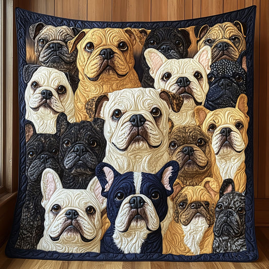 Bulldog Snuggle CW1511012CL Quilt