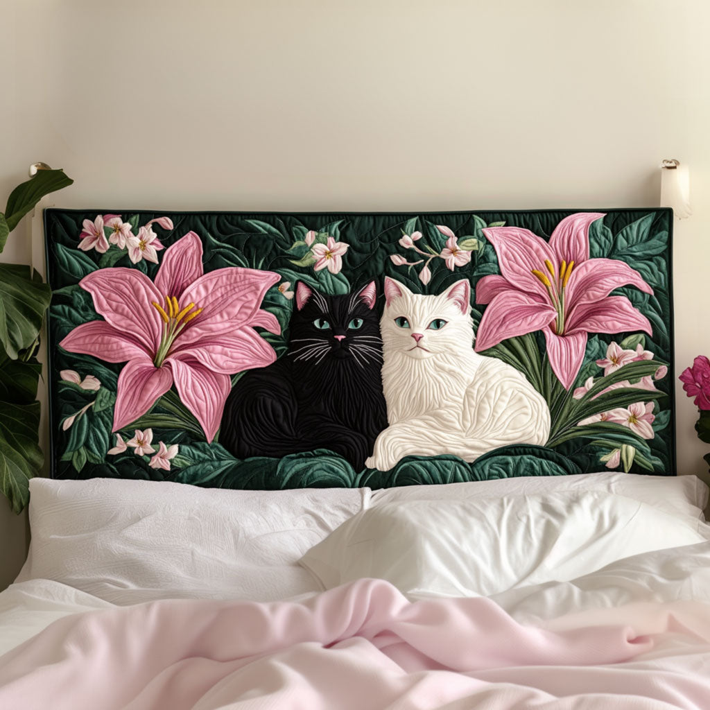 Lily Haven Cats KL3012004CL Quilted Headboard Slipcover