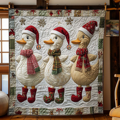 Santa Hat Ducks WN1312019CL Quilt