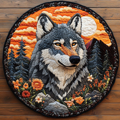Wolf Whisper CM0505022CL Quilted Round Mat
