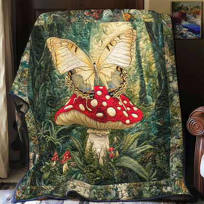 Butterfly In Mushroom WY2103010CL Quilt
