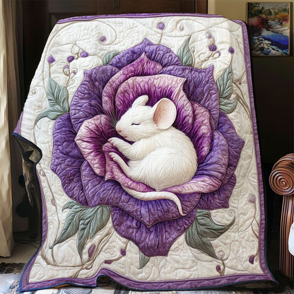 White Mouse Red Cabbage WY3012036CL Quilt