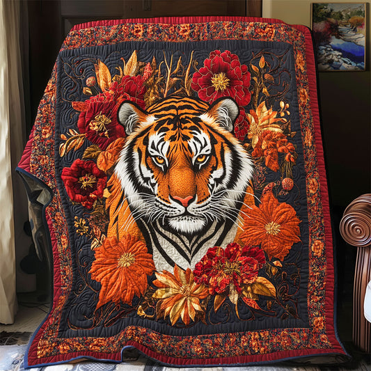 Red Flower Tiger Portrait WY1401037CL Quilt
