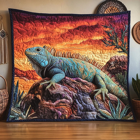 Lizard In Sunset Rock WY1706027CL Quilt