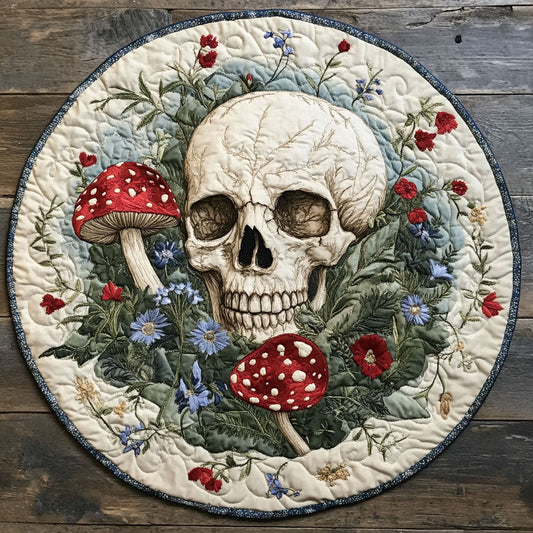 Crimson Skull Cap WN1607006CL Quilted Round Mat