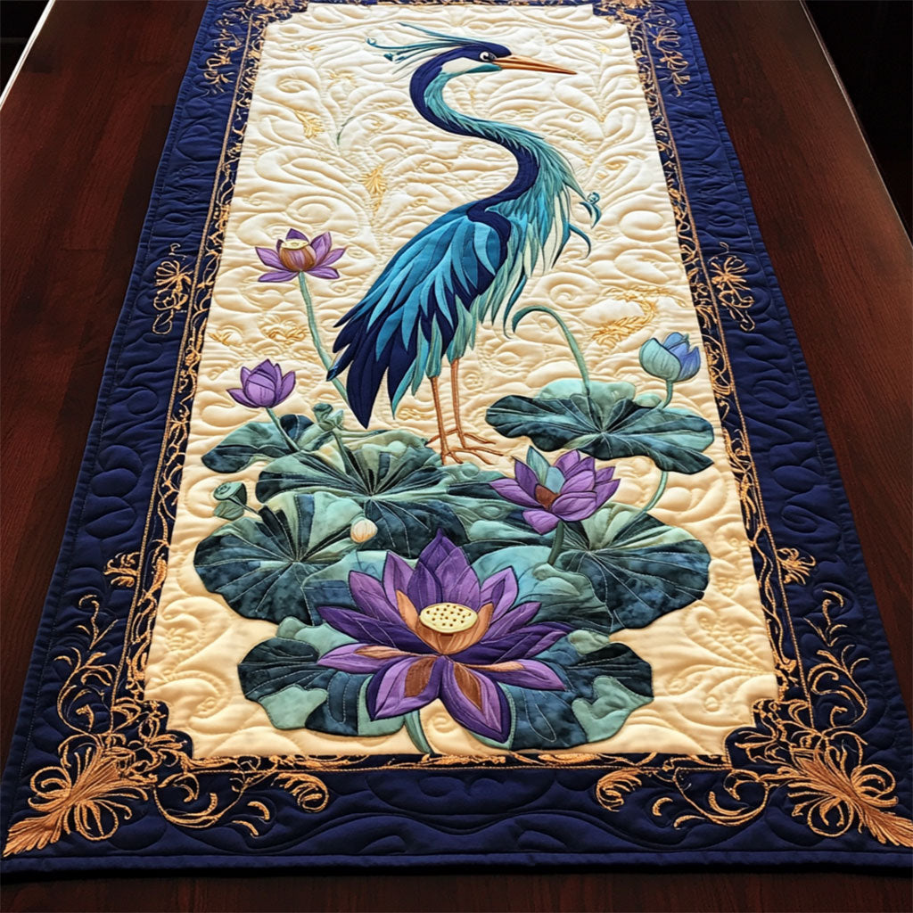 Elegant Heron WY1905034CL Quilted Table Runner