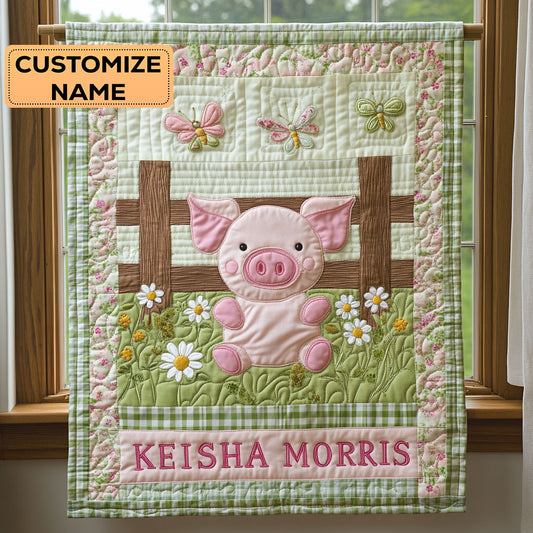 Cuddle Pig CP2407031CL Personalized Baby Quilt