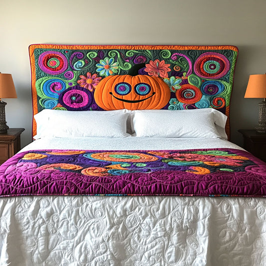 Smiley Pumpkin WN0501067CL Quilted Headboard Slipcover