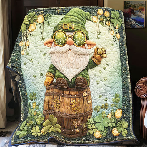 Gnome Gold Shamrock WP2612014CL Quilt