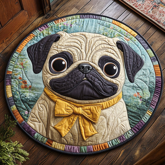 Pug Gaze CP0107026CL Quilted Round Mat