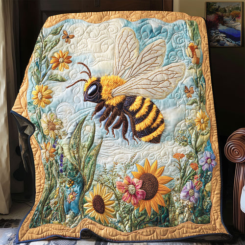 The Hovering Bee CQ1606018CL Quilt