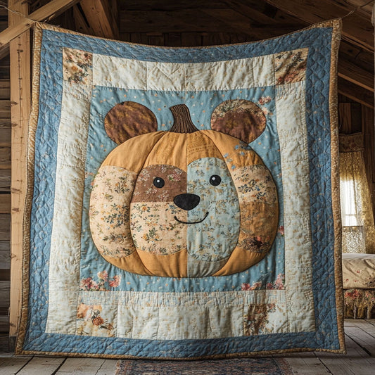 Cuddly Pumpkin Bear WN2608022CL Quilt