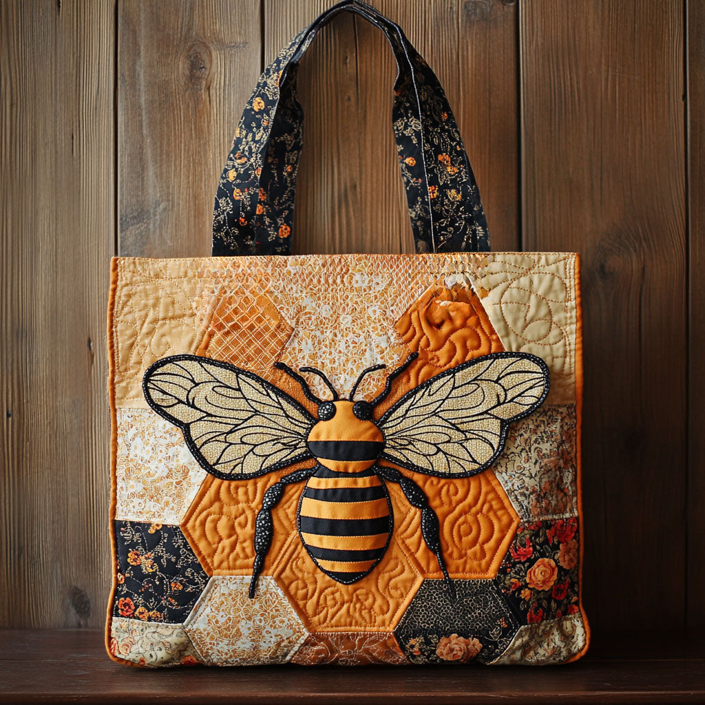 Honey Trail Bee WN1511055CL Quilted Tote Bag