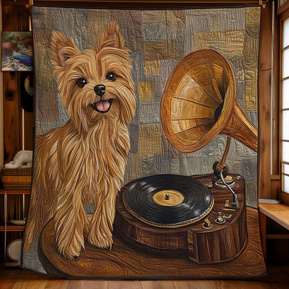 Dog And Record Player WY1001140CL Quilt