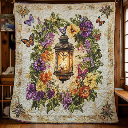 Lantern In Flower Wreath WY1001174CL Quilt
