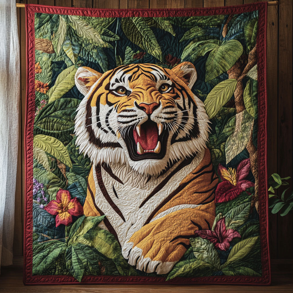 From Jungle CP2205038CL Quilt