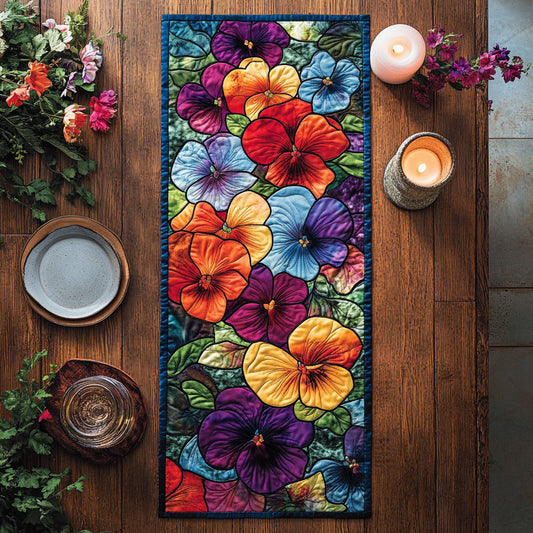 Pansies Bloom CW1205096CL Quilted Table Runner