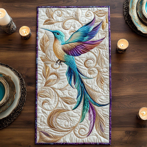 Hummingbird CW1605167CL Quilted Table Runner