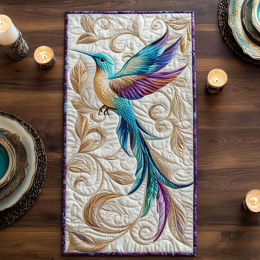 Hummingbird CW1605167CL Quilted Table Runner