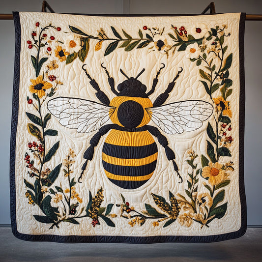 The Bee Garland WY1808030CL Quilt
