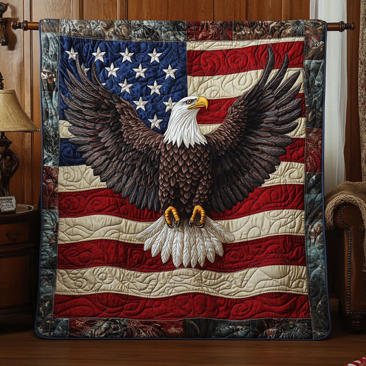 American Honor WY1604017CL Quilt