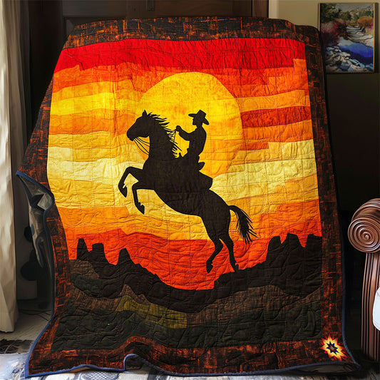 Cowboy Riding Horse WY1912036CL Quilt