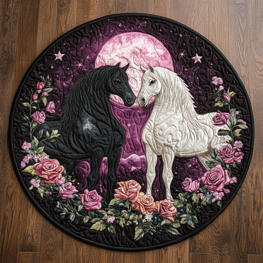 Valentine Couple Horse WX1505035CL Quilted Round Mat