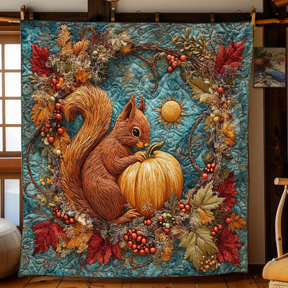 Squirrel Among The Leaves WN2605032CL Quilt