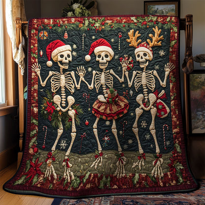 Skeletons Claus Moves WN1112008CL Quilt