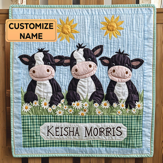 Daisy Moo CP2607008CL Personalized Baby Quilt