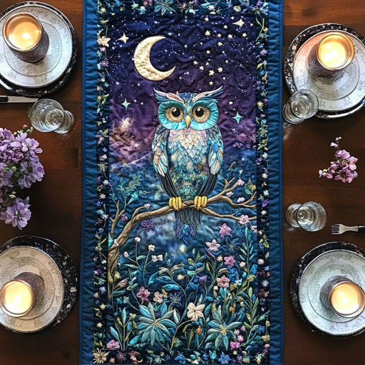 Mystic Owl WY0506039CL Quilted Table Runner