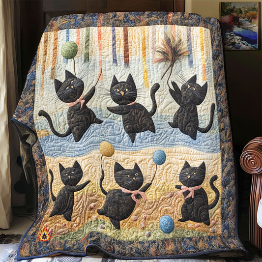 Black Cat Playing YR2412043CL Quilt