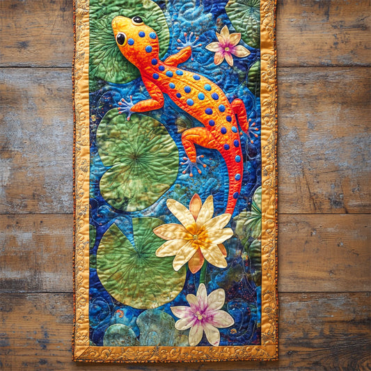 Spotted Gecko WY0905049CL Quilted Table Runner
