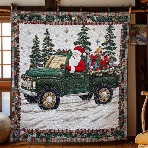 Santa's Holiday Tractor WN2011027CL Quilt