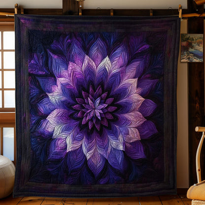 Royal Purple Flower WN1303066CL Quilt