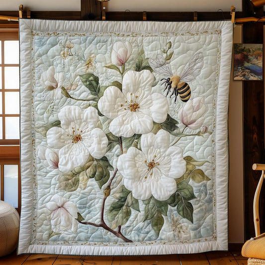 White Garden And Bee WY2003078CL Quilt