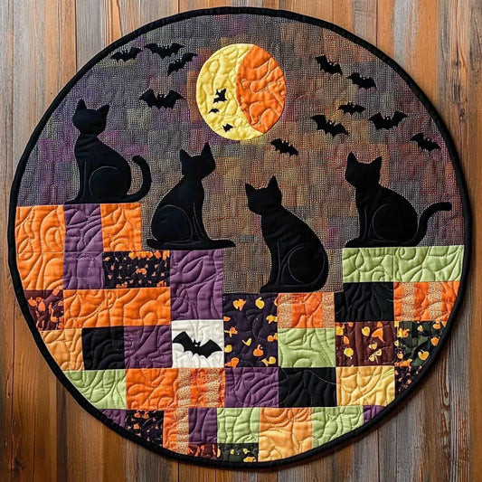 Black Cat Sleepless Nights WU2503070CL Quilted Round Mat