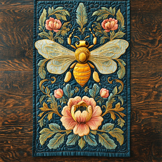 Bee In Garden WY2504027CL Quilted Table Runner