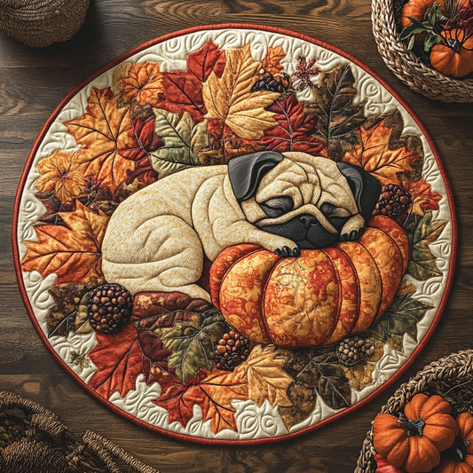 Pug Harvest WY2203019CL Quilted Round Mat