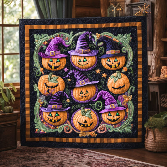 Pumpkin Festival Night WN1808038CL Quilt