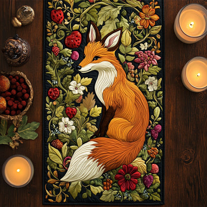 Clever Paws CM2804009CL Quilted Table Runner
