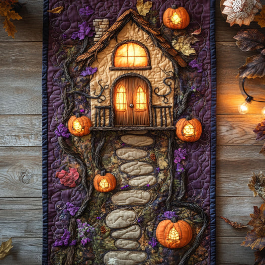 Pumpkin Hollow Lanterns WN1507069CL Quilted Table Runner