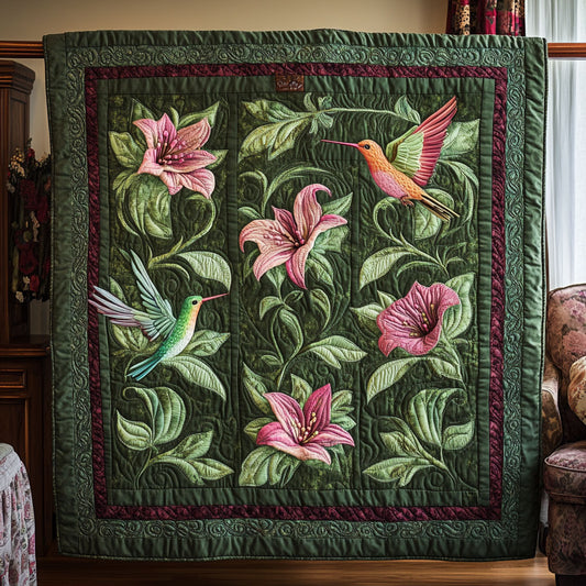 Crimson Wing WY0808066CL Quilt