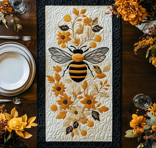 Bee Flower WX2904006CL Quilted Table Runner