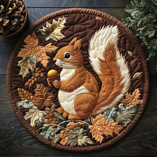 Autumn Squirrel CW1007001CL Quilted Round Mat
