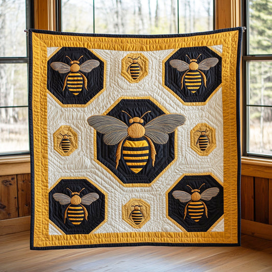 Honey Bee CW1711025CL Quilt