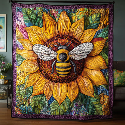 Lovely Bee WU2610036CL Quilt