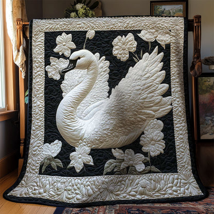 Royal White Swan WN2203083CL Quilt