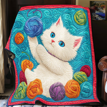 Playful Cat CW1111014CL Quilt